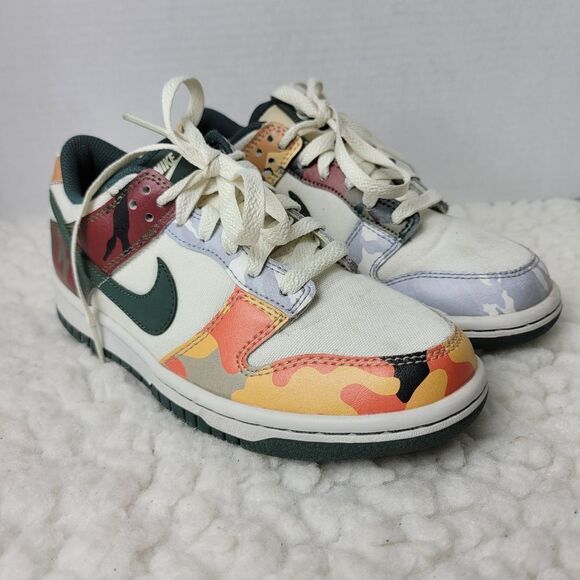 Nike Dunk SE Low Sail Multi-Camo Size4 US 36 EUR - Picture 1 of 12